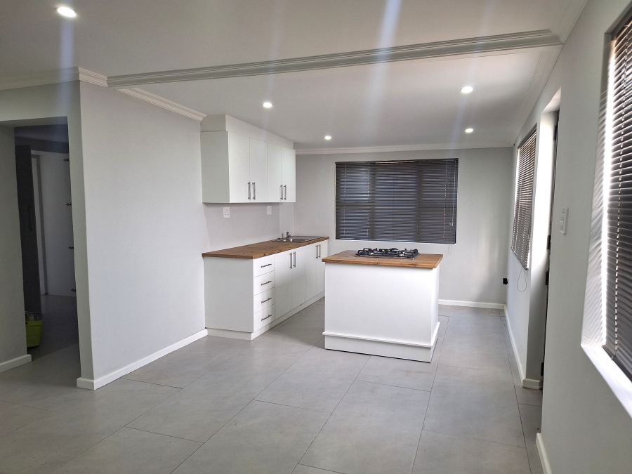 To Let 1 Bedroom Property for Rent in Retief Eastern Cape